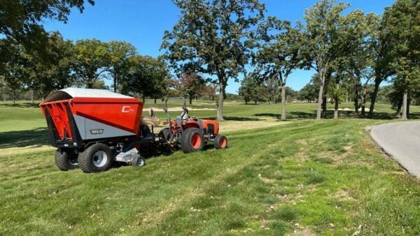 Rough mowing on golf course with an TRILO C4