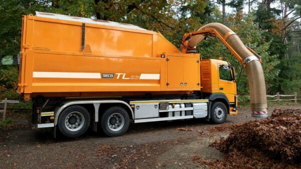 Conteneur aspirateur monté sur camion