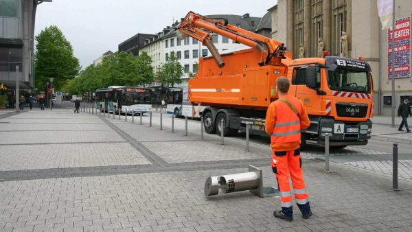 Vacuum container TRILO T26 collecting litter