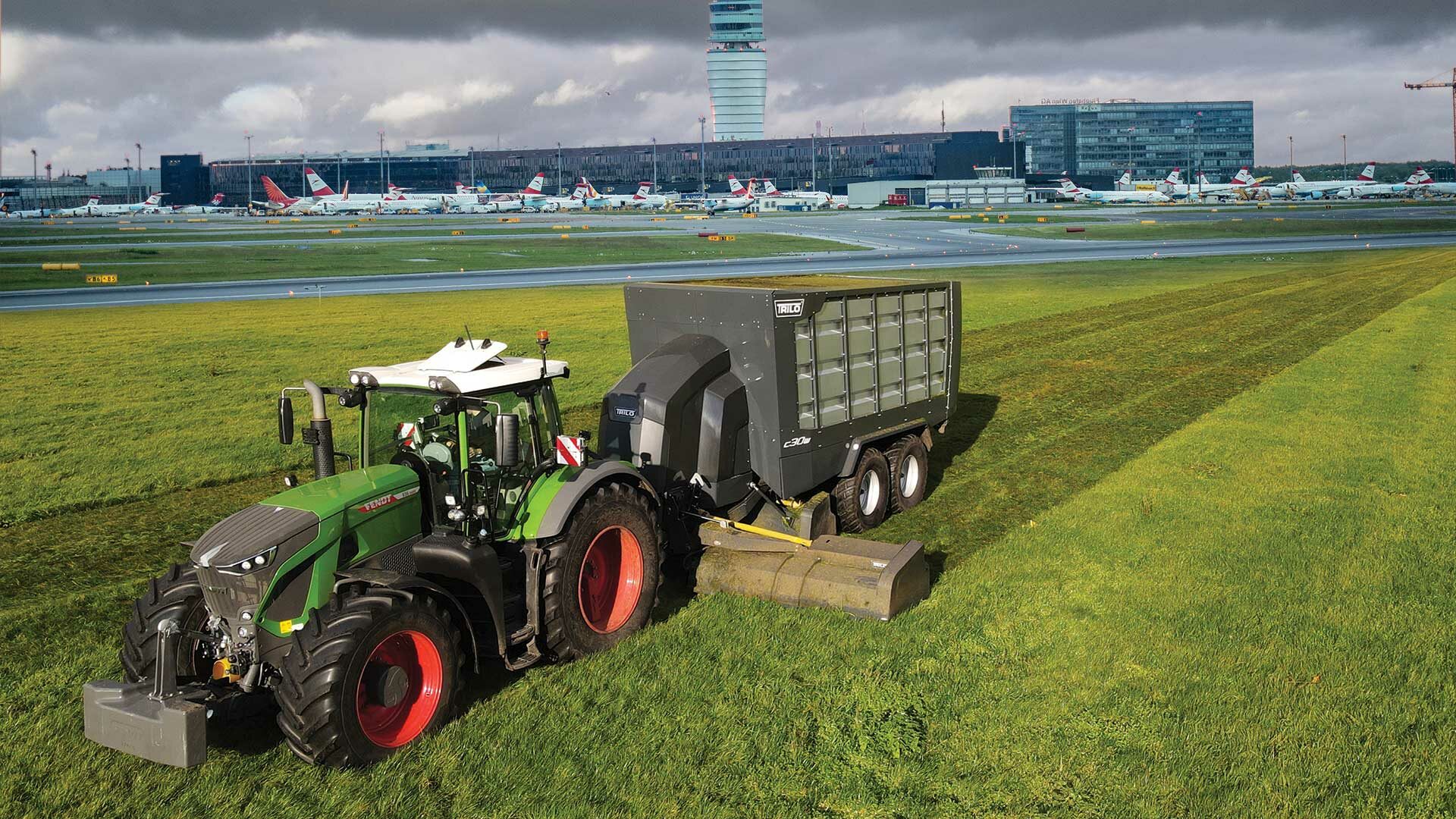 TRILO machines voor Airport FOD en habitat management